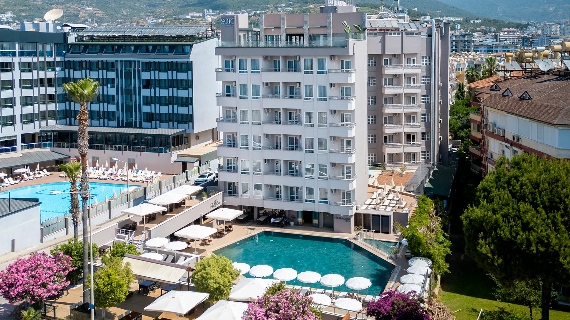 Parador Beach Hotel MObil Slider